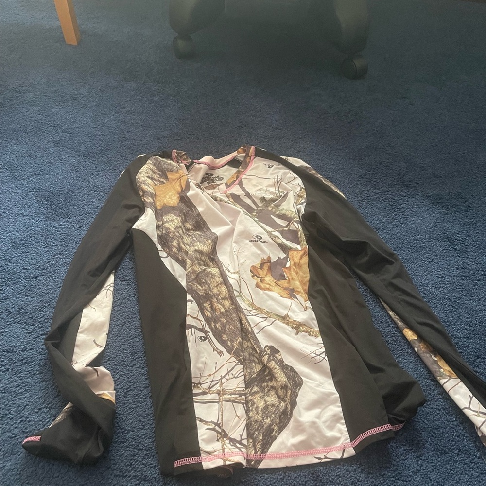 Mossy Oak Shirt with Pink Trim